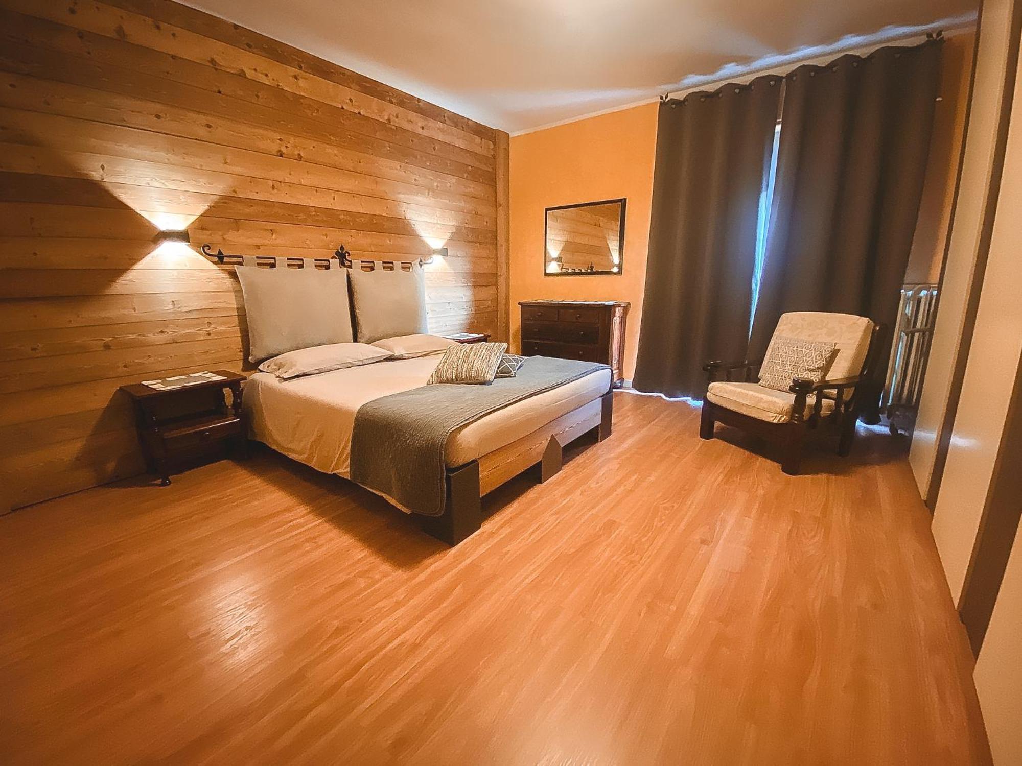 Apartment L'Envers อาออสตา ภายนอก รูปภาพ
